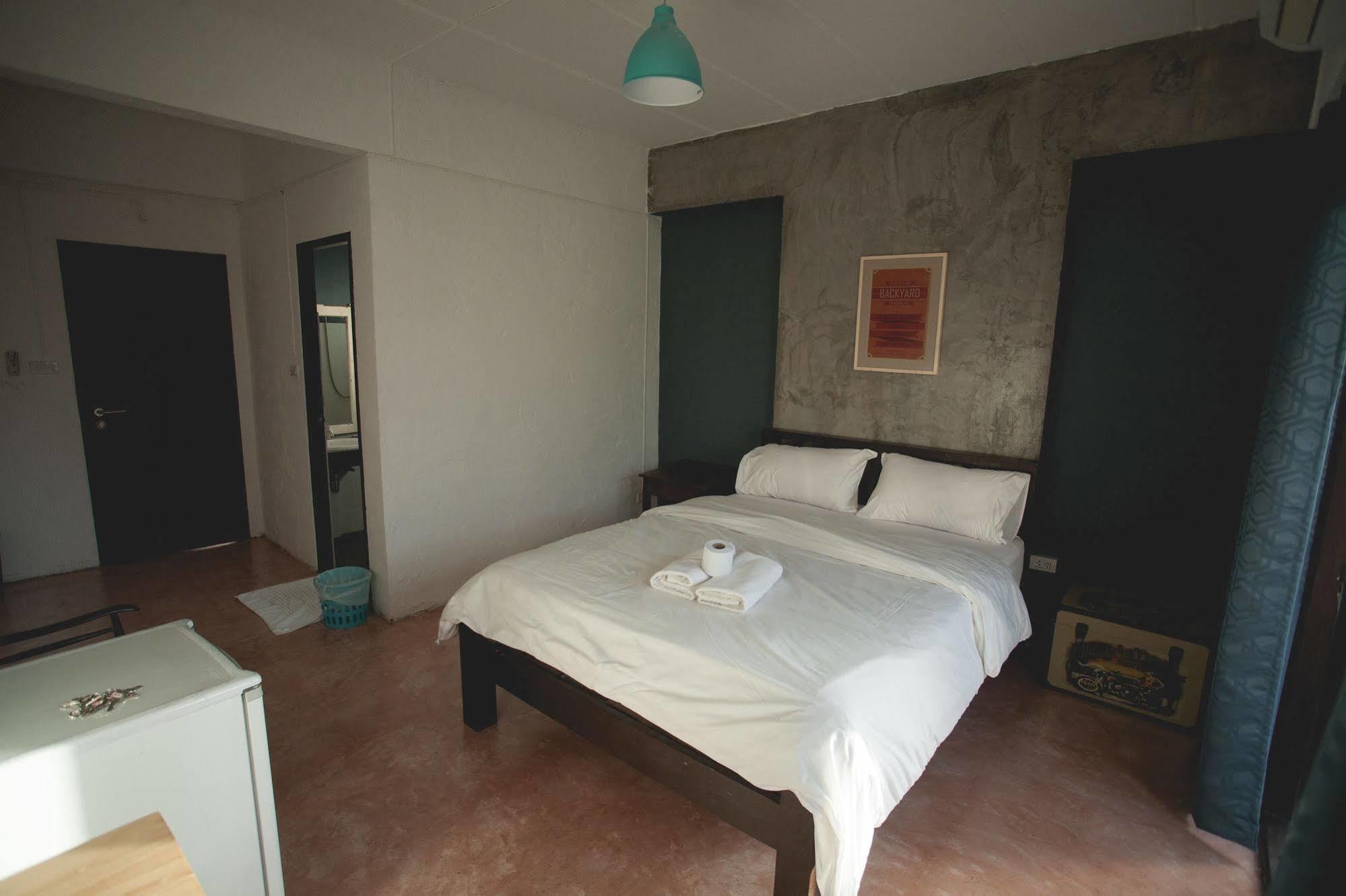 Isleep Guesthouse Chiang Mai Exterior photo